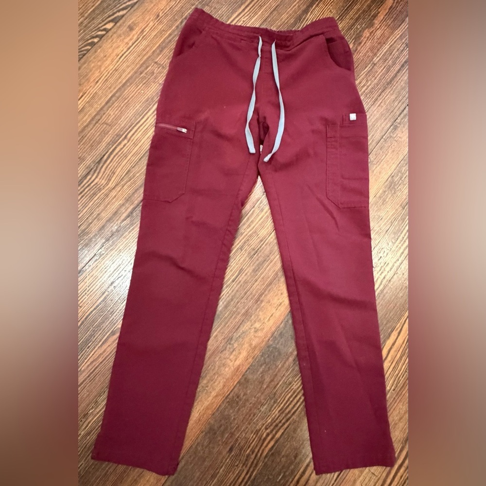 FIGS Technical Collection Yola Skinny Scrub Pants Burgundy TW2000R Size XS